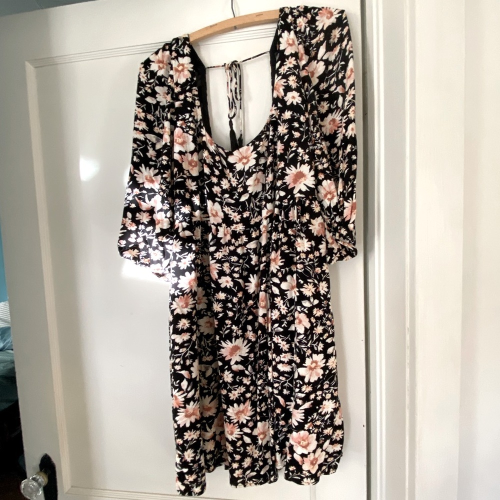 🌸 🖤 boho float American Eagle floral dress large 🖤 🌸